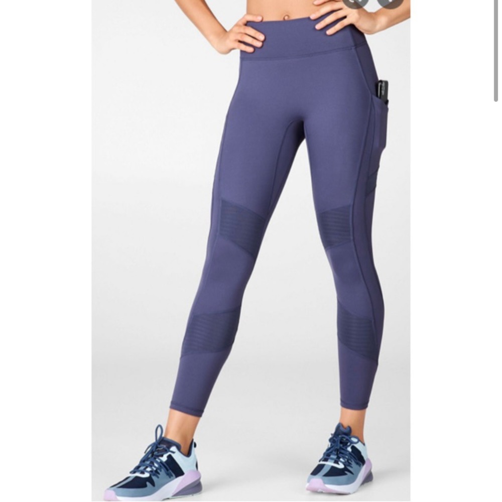 Fabletics Motion 365 Anywhere Hi Waist 7/8 leggings